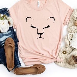 - Cute 🥰 Women 👕 t-shirt